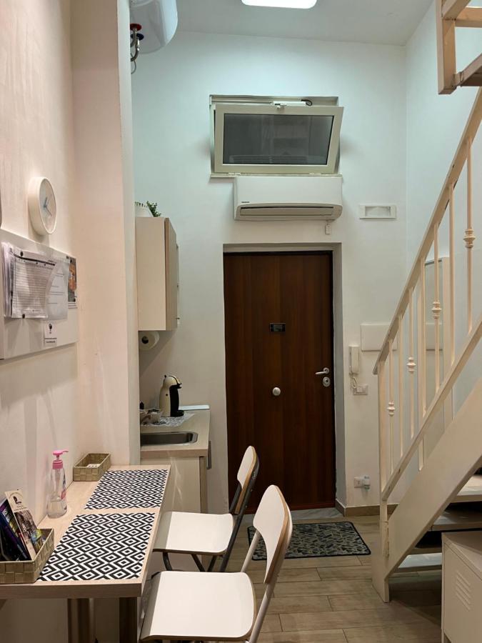 La Casina Di Lia In Via Dei Tribunali Nápoles Exterior foto